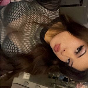 Meet your Posher, Ophelia